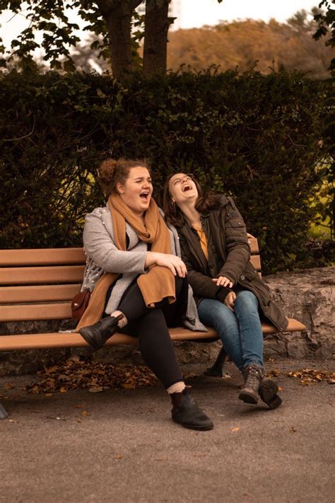 30 Perfectly Captured Examples Of Candid Photography Artofit