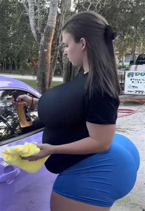 Big Booty Step Sis Makes Me Give Her Oil Massage Convinces Me To Fuck Her Jak Knife Emma Mag