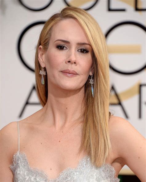 Download Sarah Paulson Golden Globe Awards Wallpaper Wallpapers Com Download Sarah Paulson Golden Globe Awards Wallpaper Wallpapers Com